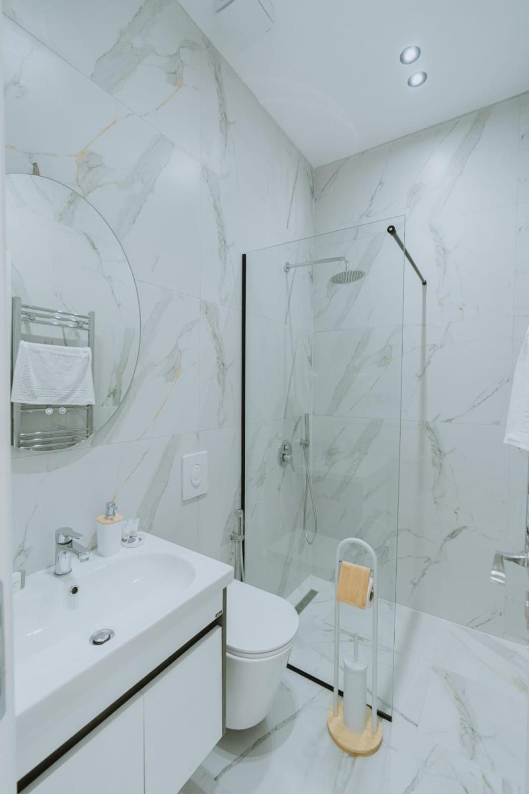 Hotel Dyrmo Berat